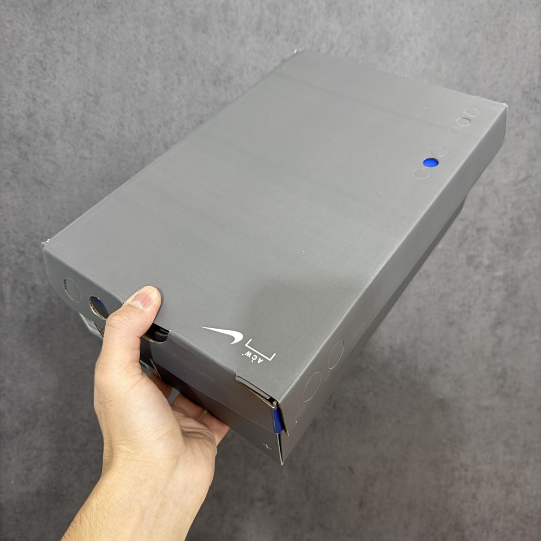 图片[9]-【纯原版】A-Cold-Wall* x NK Air Plus ACW联名款 TN 低帮运动休闲鞋 FD7855-001 全新独家1：1复刻出货 原版数据原楦调教 原厂进口头层皮料 高端零售专供品质 区别市面通货 尺码：39 40 40.5 41 42 42.5 43 44 44.5 45 46 47.5-选品中心