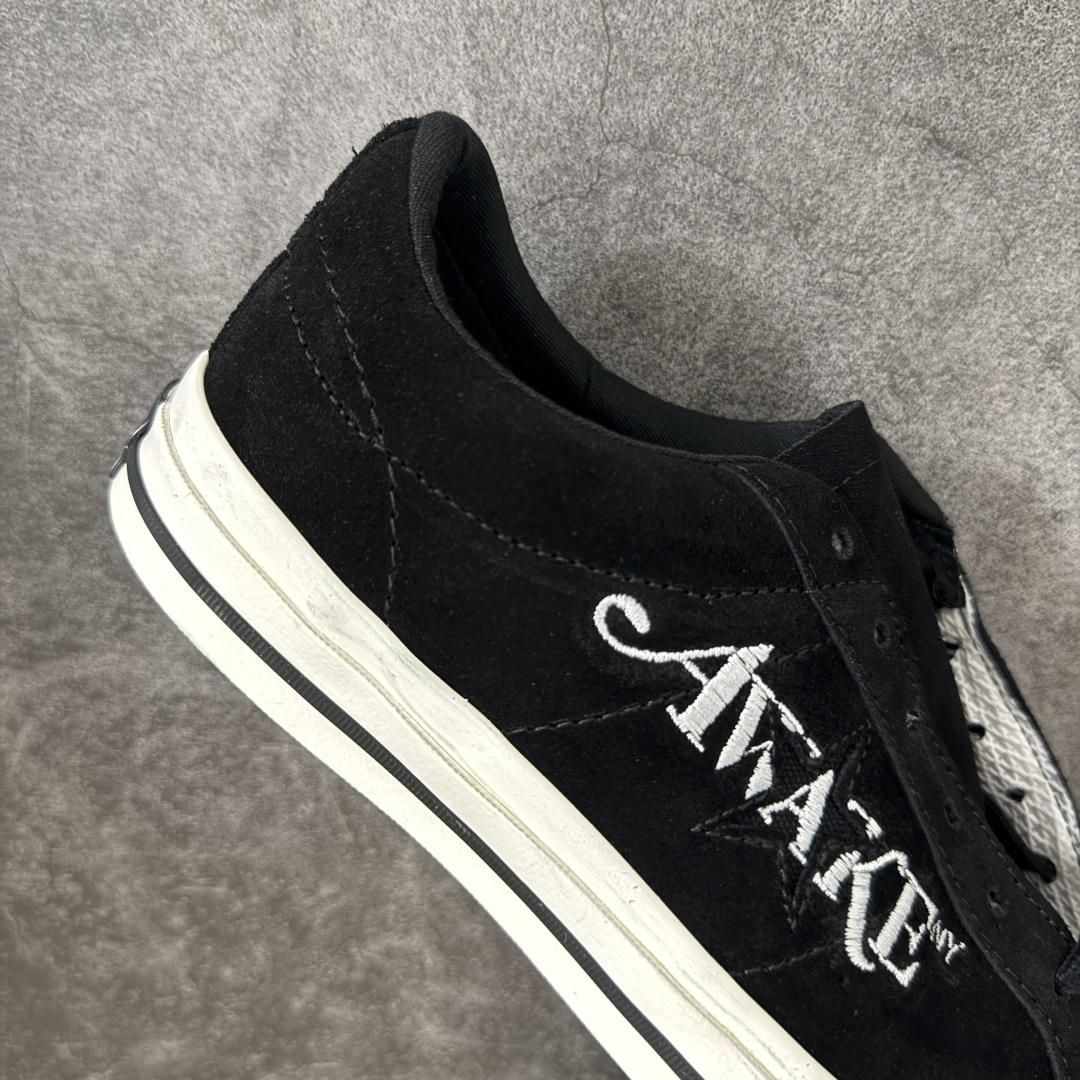 图片[7]-【公司级】Awake NY x Converse One Star Pro 匡威首度联手街头品牌 Awake NY，将纽约精神与朋克灵感融入到 One Star Pro中——这是近年来与纽约街头文化圈链接的经典之作。延续One Star坚持自我的精神，此次带来充满个性的三款不同配色的翻毛皮One Star Pro，搭配刺绣点缀的Awake NY标志性logo，加载经典One Star的设计细节与滑板鞋性能。 货号：A07143C 黑白 尺码：35 36 36.5 37 37.5 38 39 39.5 40 41 41.5 42 42.5 43 44-选品中心