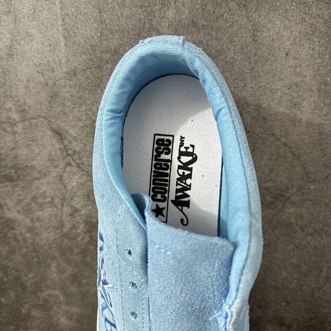 图片[8]-【公司级】Awake NY x Converse One Star Pro 匡威首度联手街头品牌 Awake NY，将纽约精神与朋克灵感融入到 One Star Pro中——这是近年来与纽约街头文化圈链接的经典之作。延续One Star坚持自我的精神，此次带来充满个性的三款不同配色的翻毛皮One Star Pro，搭配刺绣点缀的Awake NY标志性logo，加载经典One Star的设计细节与滑板鞋性能。 货号：A07642C 尺码：35 36 36.5 37 37.5 38 39 39.5 40 41 41.5 42 42.5 43 44-选品中心
