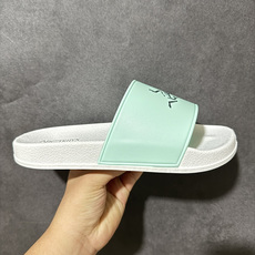 Arcteryx Slipper PRO M 始祖鸟一字拖鞋 泼墨街头潮牌沙滩拖鞋 中底设计提供更佳支撑和舒适感受 一片 Arcteryx Slipper PRO M 始祖鸟一字拖鞋 泼墨街头潮牌沙滩拖鞋 中底设计提供更佳支撑和舒适感受 一片