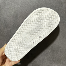 Arcteryx Slipper PRO M 始祖鸟一字拖鞋 泼墨街头潮牌沙滩拖鞋 中底设计提供更佳支撑和舒适感受 一片 Arcteryx Slipper PRO M 始祖鸟一字拖鞋 泼墨街头潮牌沙滩拖鞋 中底设计提供更佳支撑和舒适感受 一片