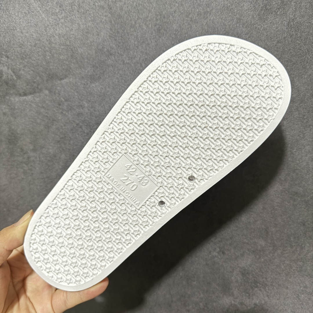Arcteryx Slipper PRO M 始祖鸟一字拖鞋 泼墨街头潮牌沙滩拖鞋 中底设计提供更佳支撑和舒适感受 一片 Arcteryx Slipper PRO M 始祖鸟一字拖鞋 泼墨街头潮牌沙滩拖鞋 中底设计提供更佳支撑和舒适感受 一片