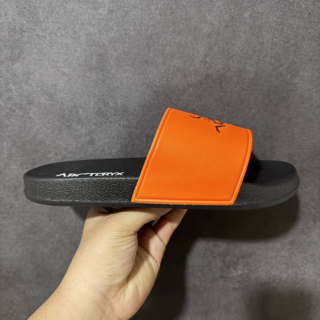 Arcteryx Slipper PRO M 始祖鸟一字拖鞋 泼墨街头潮牌沙滩拖鞋 中底设计提供更佳支撑和舒适感受 一片 Arcteryx Slipper PRO M 始祖鸟一字拖鞋 泼墨街头潮牌沙滩拖鞋 中底设计提供更佳支撑和舒适感受 一片