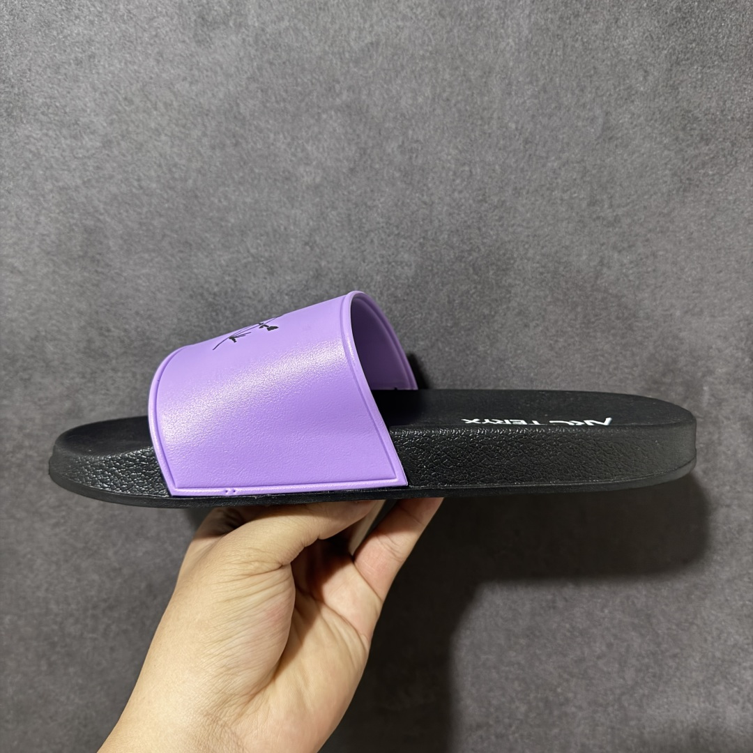 Arcteryx Slipper PRO M 始祖鸟一字拖鞋 泼墨街头潮牌沙滩拖鞋 中底设计提供更佳支撑和舒适感受 一片 Arcteryx Slipper PRO M 始祖鸟一字拖鞋 泼墨街头潮牌沙滩拖鞋 中底设计提供更佳支撑和舒适感受 一片