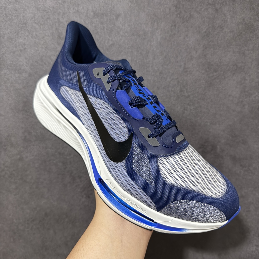 Nike Air Zoom Pegasus Premium 耐克 超级飞马 低帮 白色 轻量缓震透气跑鞋 采用透气网布与 Nike Air Zoom Pegasus Premium 耐克 超级飞马 低帮 白色 轻量缓震透气跑鞋 采用透气网布与
