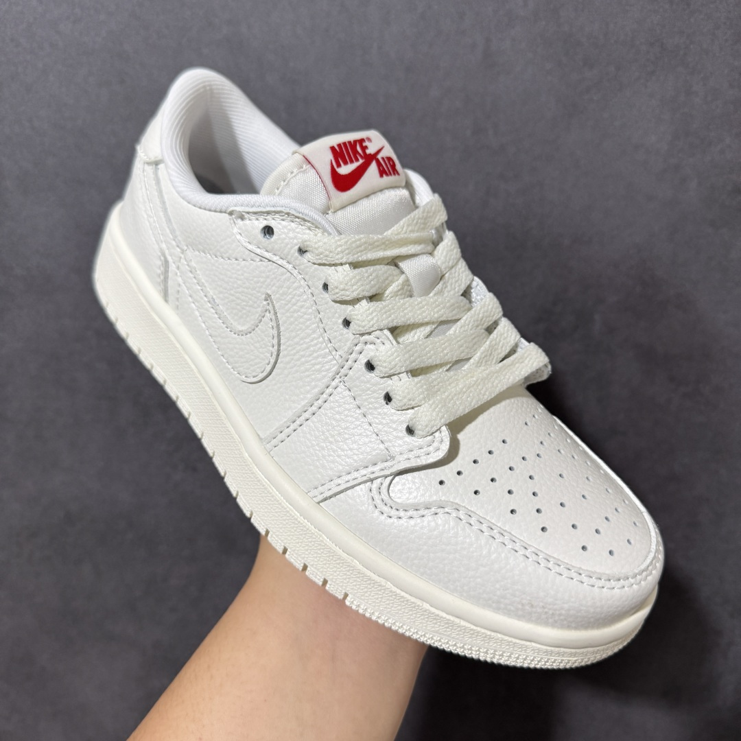 耐克 Nike Air Jordan 1 Retro Low OG 耐克 AJ1乔1低帮休闲板鞋 货号:HQ6998-1 耐克 Nike Air Jordan 1 Retro Low OG 耐克 AJ1乔1低帮休闲板鞋 货号:HQ6998-1