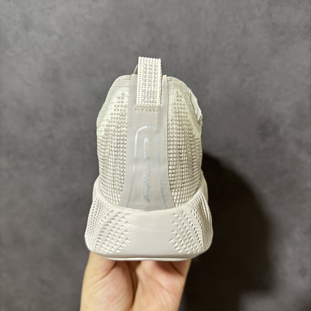 NIKE AVA X耐克顶级迈柔」路跑鞋,通过超强缓震与舒适度的全面提升令跑步更加轻松,缓解冲击压力,加快恢复节奏。 货 NIKE AVA X耐克顶级迈柔」路跑鞋,通过超强缓震与舒适度的全面提升令跑步更加轻松,缓解冲击压力,加快恢复节奏。 货