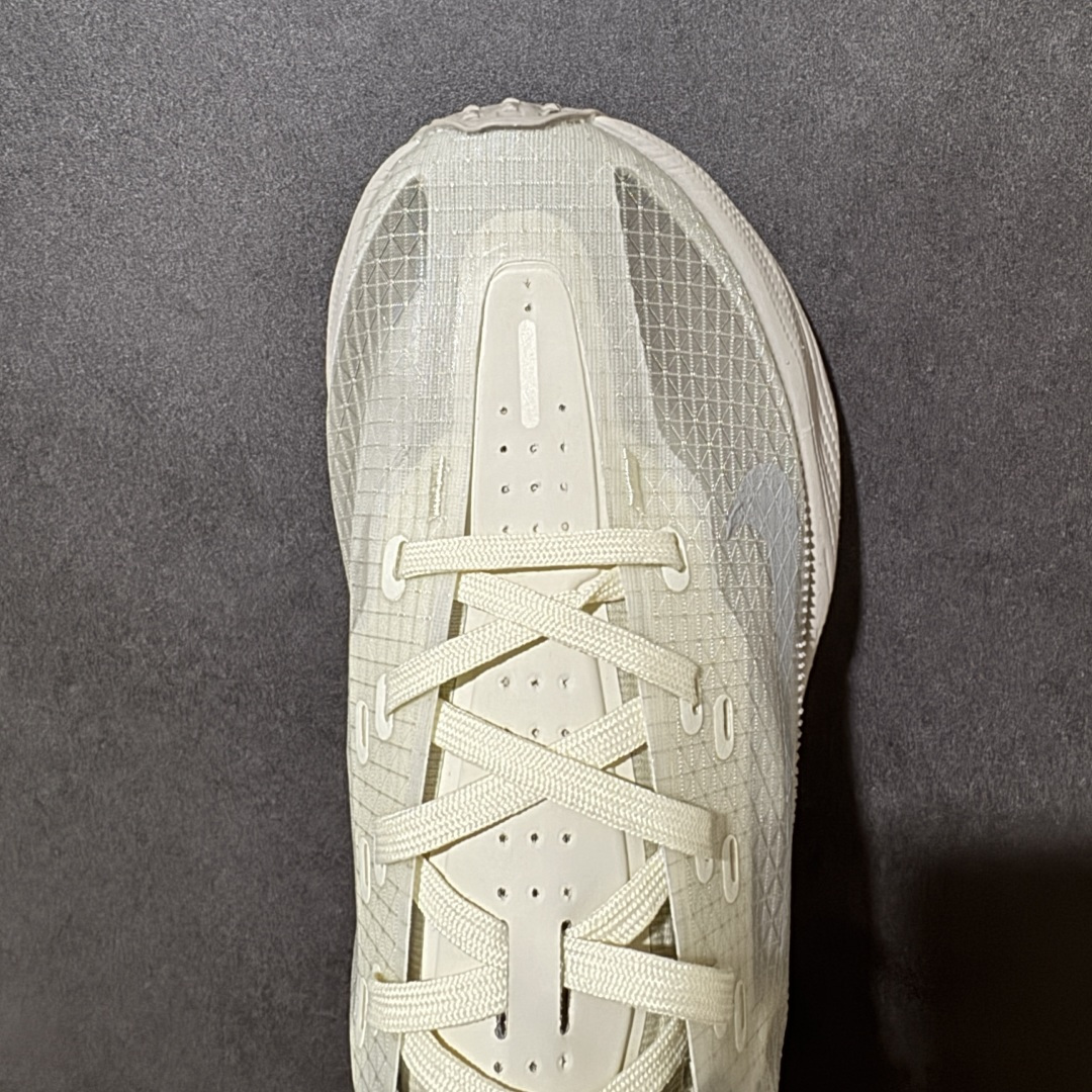 NIKE AVA X耐克顶级迈柔」路跑鞋,通过超强缓震与舒适度的全面提升令跑步更加轻松,缓解冲击压力,加快恢复节奏。 货 NIKE AVA X耐克顶级迈柔」路跑鞋,通过超强缓震与舒适度的全面提升令跑步更加轻松,缓解冲击压力,加快恢复节奏。 货