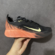 NIKE AVA X耐克顶级迈柔」路跑鞋,通过超强缓震与舒适度的全面提升令跑步更加轻松,缓解冲击压力,加快恢复节奏。 货 NIKE AVA X耐克顶级迈柔」路跑鞋,通过超强缓震与舒适度的全面提升令跑步更加轻松,缓解冲击压力,加快恢复节奏。 货