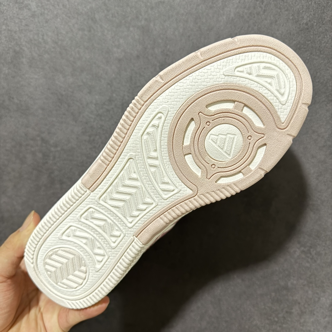 阿迪达斯 adidas LITE SHUFFLE 复合材质 舒适贴合系带 板鞋 货号：KH9028 Size：36-45