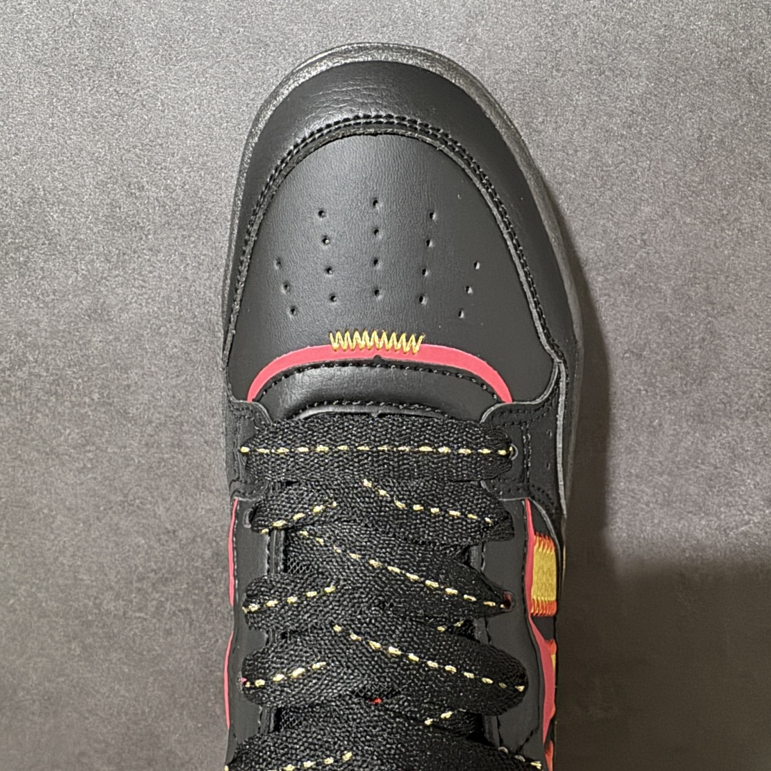 阿迪达斯 adidas LITE SHUFFLE 复合材质 舒适贴合系带 板鞋 货号：KH9025 Size：36-45