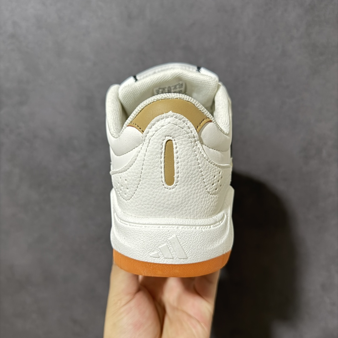 阿迪达斯 adidas LITE SHUFFLE 复合材质 舒适贴合系带 板鞋 货号：KI1858 Size：36-45