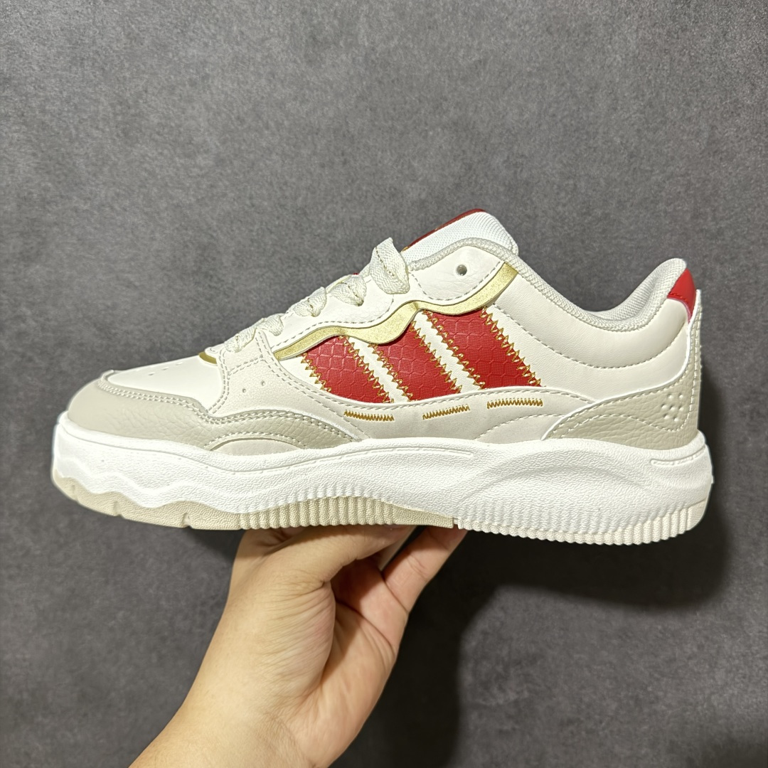 阿迪达斯 adidas LITE SHUFFLE 复合材质 舒适贴合系带 板鞋 货号：KH9021 Size：36-45