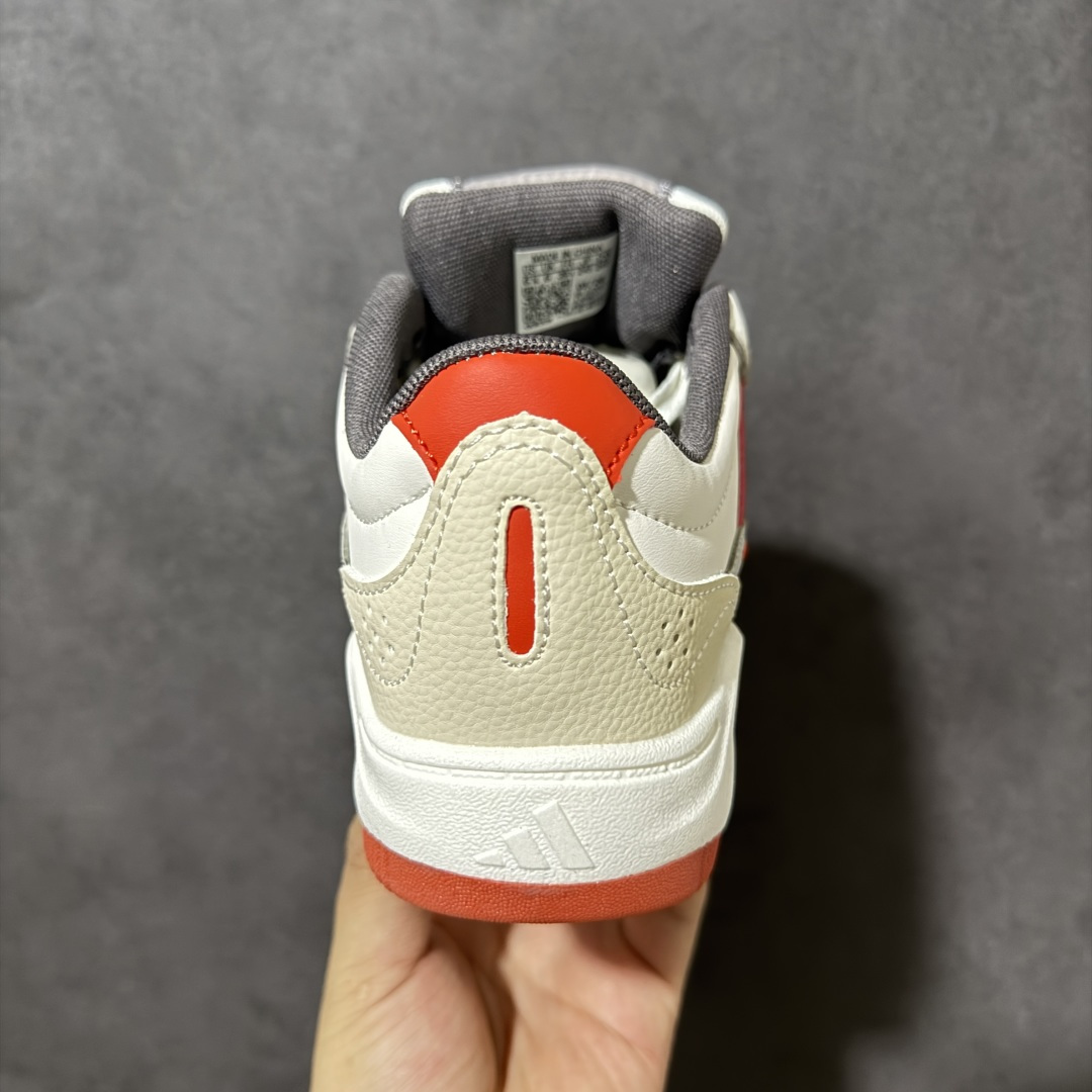 阿迪达斯 adidas LITE SHUFFLE 复合材质 舒适贴合系带 板鞋 货号：KH9027 Size：36-45