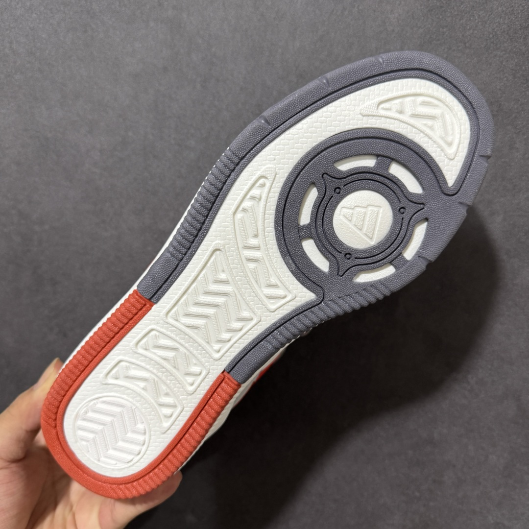 阿迪达斯 adidas LITE SHUFFLE 复合材质 舒适贴合系带 板鞋 货号：KH9027 Size：36-45