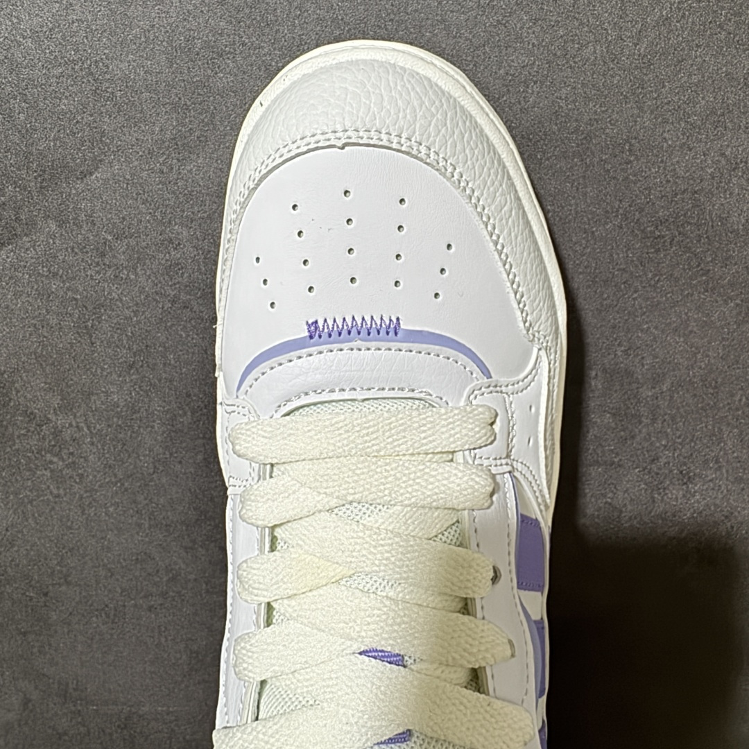 阿迪达斯 adidas LITE SHUFFLE 复合材质 舒适贴合系带 板鞋 货号：KH9026 Size：36-45