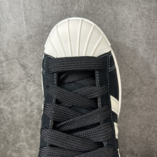 Adidas Original Superstar 2 阿迪达斯 低帮 黑白 男女同款 贝壳头2代防滑耐磨轻便低邦板鞋 Adidas Original Superstar 2 阿迪达斯 低帮 黑白 男女同款 贝壳头2代防滑耐磨轻便低邦板鞋