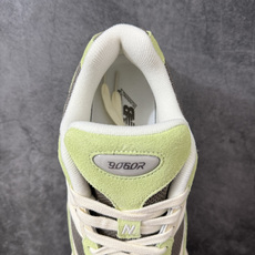 New Balance NB9060 联名款 复古休闲运动慢跑鞋 UL 全套原楦原纸板原厂数据开发 进口三明治网面 原装 New Balance NB9060 联名款 复古休闲运动慢跑鞋 UL 全套原楦原纸板原厂数据开发 进口三明治网面 原装
