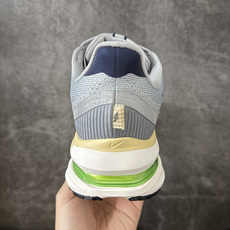 Nike Pegasus Premium SE 舒适百搭减震防滑耐磨透气 低帮跑步鞋 简约又不失活力,上脚超吸睛。 它不 Nike Pegasus Premium SE 舒适百搭减震防滑耐磨透气 低帮跑步鞋 简约又不失活力,上脚超吸睛。 它不