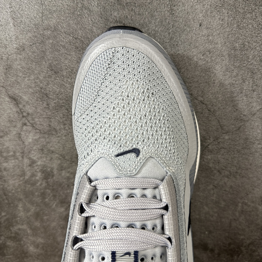 Nike Pegasus Premium SE 舒适百搭减震防滑耐磨透气 低帮跑步鞋 简约又不失活力,上脚超吸睛。 它不 Nike Pegasus Premium SE 舒适百搭减震防滑耐磨透气 低帮跑步鞋 简约又不失活力,上脚超吸睛。 它不
