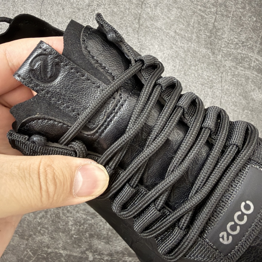 Ecco 爱步Biom-25周年，德仕玛联邦一体注塑版本，真一体注塑，引进原厂同源过千万级“德仕玛联邦一体注塑机”，打破
