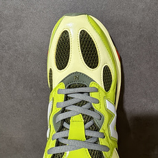 New Balance NB983系列复古休闲慢跑鞋 货号:U983NR 尺码:36 37 37.5 38 38.5 3 New Balance NB983系列复古休闲慢跑鞋 货号:U983NR 尺码:36 37 37.5 38 38.5 3