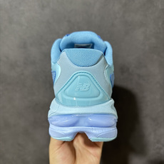 New Balance NB983系列复古休闲慢跑鞋 货号:U983PB 尺码:36 37 37.5 38 38.5 3 New Balance NB983系列复古休闲慢跑鞋 货号:U983PB 尺码:36 37 37.5 38 38.5 3