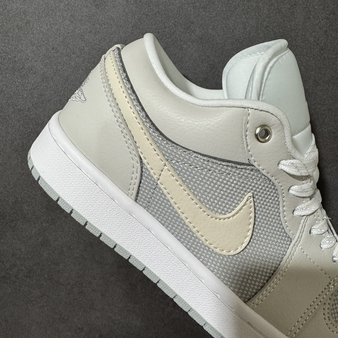 Nike Air Jordan 1 Low 经典百搭 AJ1 耐克 低帮休闲板鞋 货号:IO2049-100 尺码:36 Nike Air Jordan 1 Low 经典百搭 AJ1 耐克 低帮休闲板鞋 货号:IO2049-100 尺码:36
