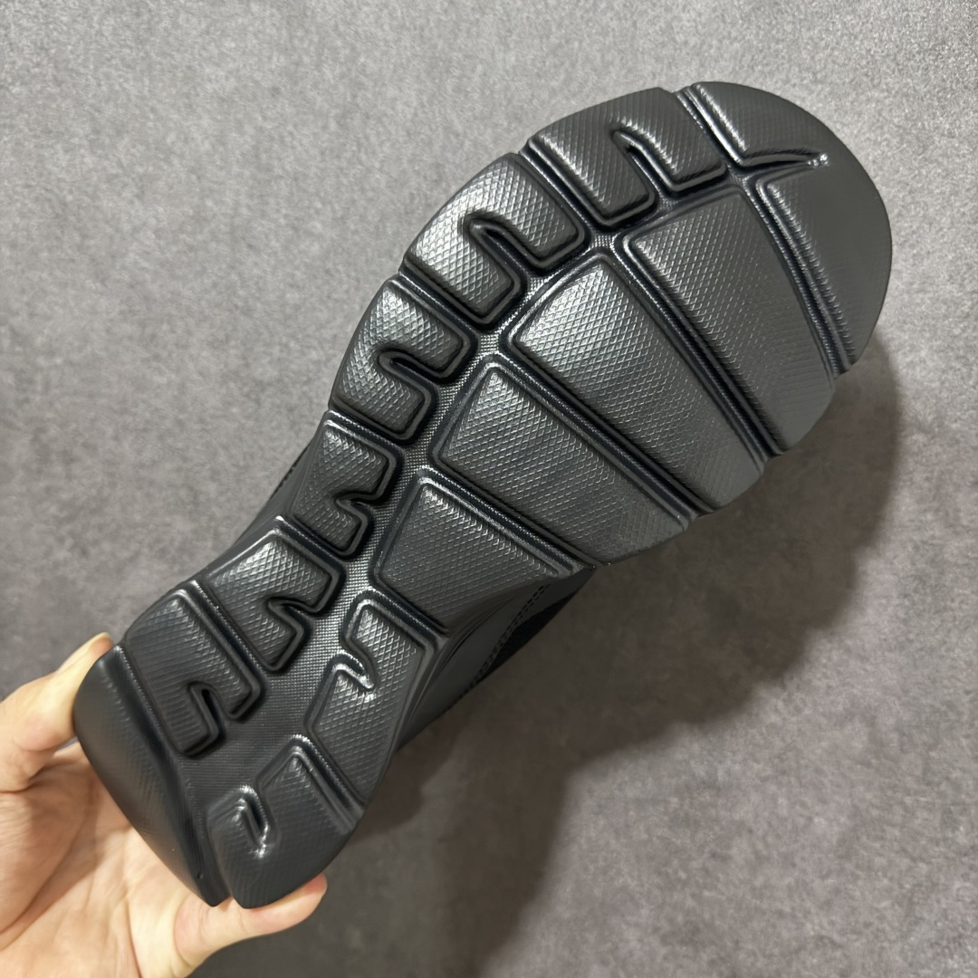北面3代 THE NORTH FACE LAY STRIDE 体考舒适柔软涤纶合成革 低帮 休闲 跑步鞋 男女同款 黑色