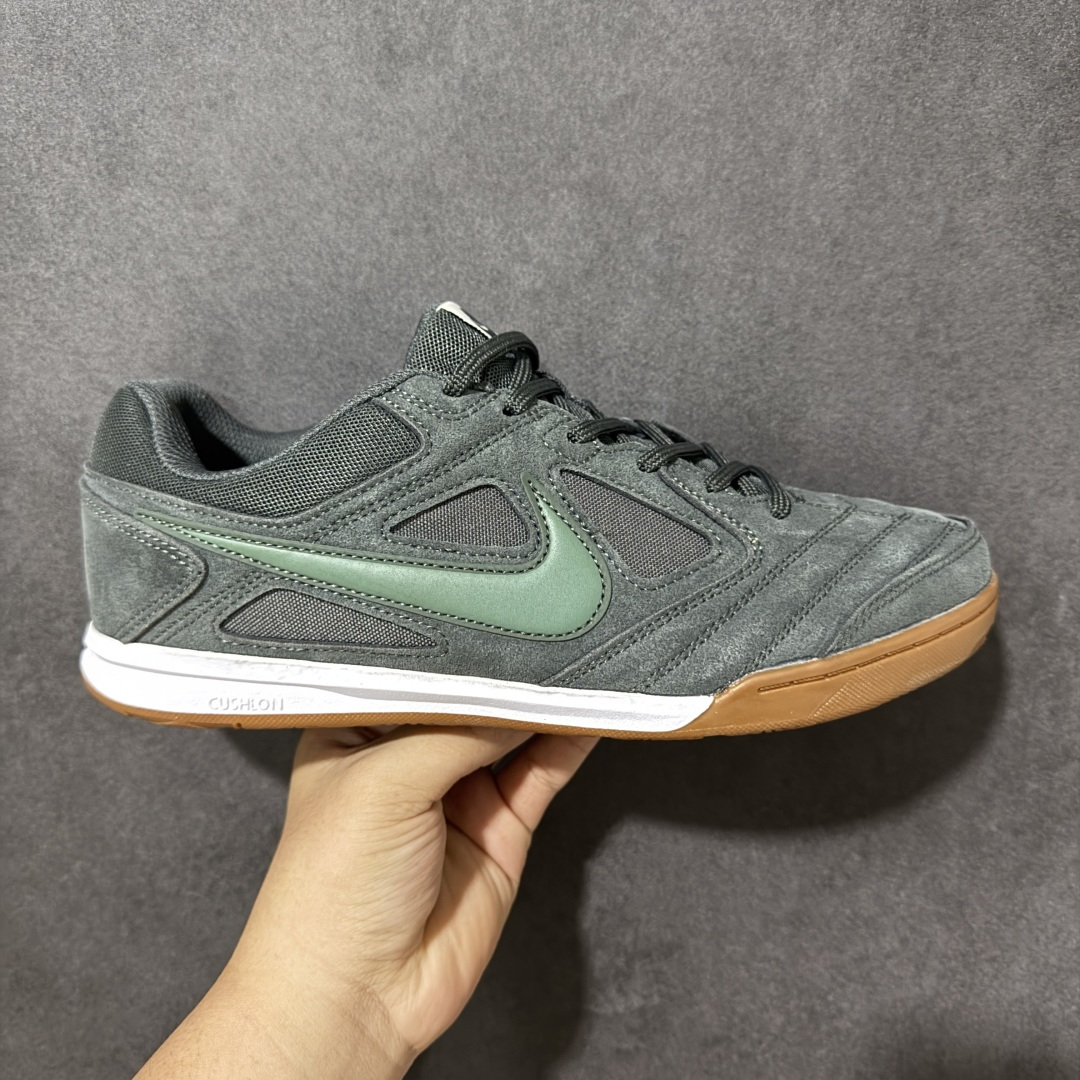 NIKE Goto 系列 复古经典运动休闲鞋 HQ6020-004 Nike Gato 是一款复刻自 2010 年的经典