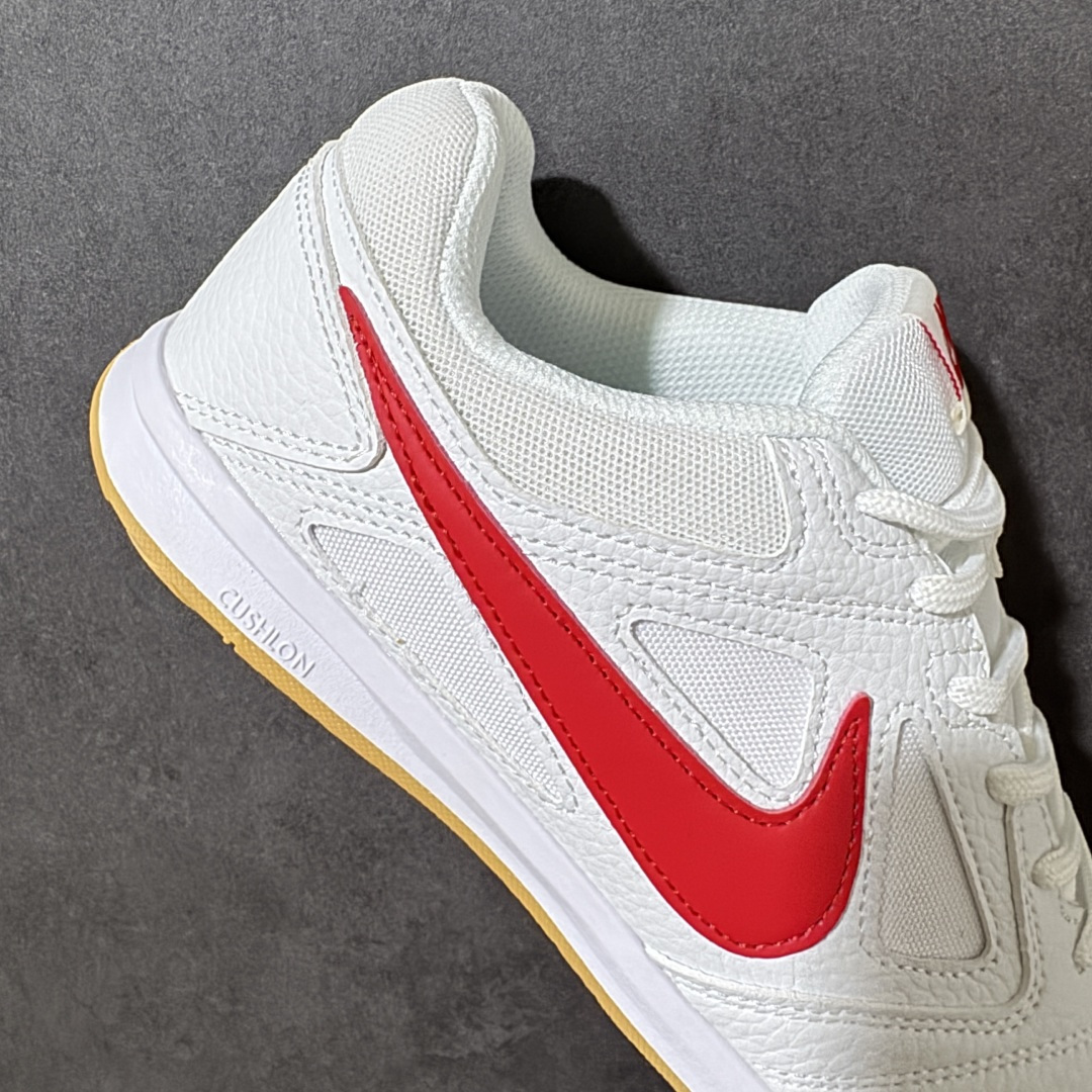 NIKE Goto 系列 复古经典运动休闲鞋 HQ6019-102 Nike Gato 是一款复刻自 2010 年的经典 NIKE Goto 系列 复古经典运动休闲鞋 HQ6019-102 Nike Gato 是一款复刻自 2010 年的经典