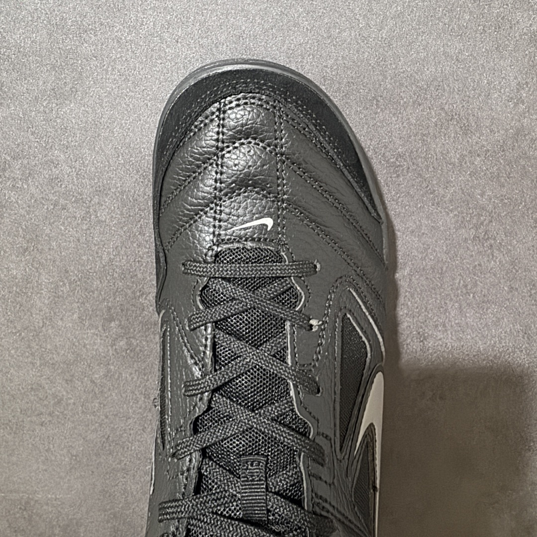 NIKE Goto 系列 复古经典运动休闲鞋 HQ6019-004 Nike Gato 是一款复刻自 2010 年的经典 NIKE Goto 系列 复古经典运动休闲鞋 HQ6019-004 Nike Gato 是一款复刻自 2010 年的经典