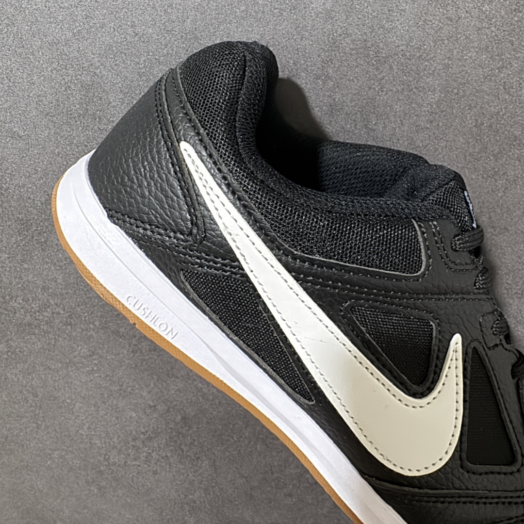NIKE Goto 系列 复古经典运动休闲鞋 HQ6019-001 Nike Gato 是一款复刻自 2010 年的经典 NIKE Goto 系列 复古经典运动休闲鞋 HQ6019-001 Nike Gato 是一款复刻自 2010 年的经典