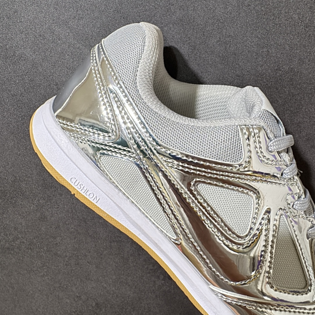 NIKE Goto 系列 复古经典运动休闲鞋 IB3566-001 Nike Gato 是一款复刻自 2010 年的经典 NIKE Goto 系列 复古经典运动休闲鞋 IB3566-001 Nike Gato 是一款复刻自 2010 年的经典