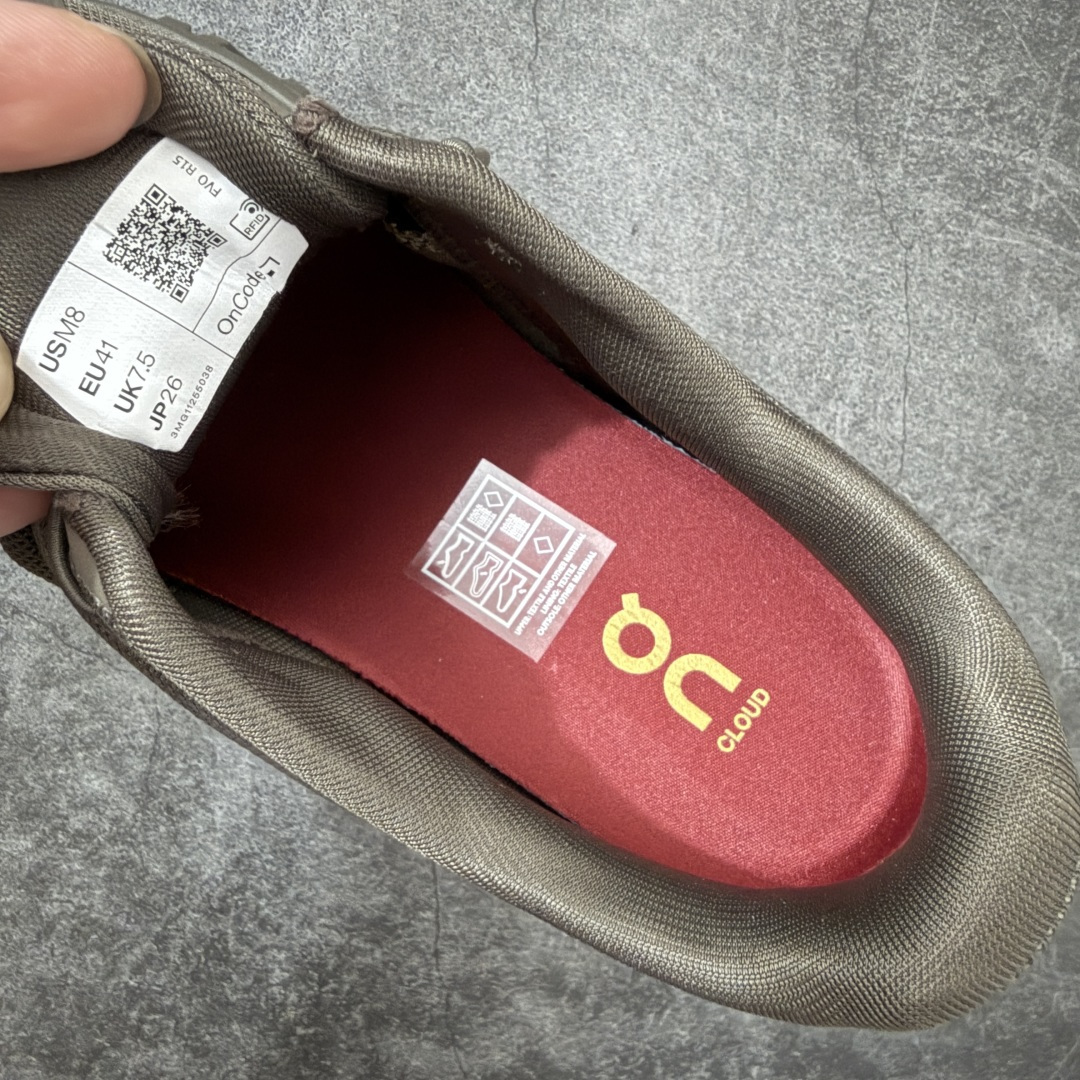 On昂跑 Cloud 6 马年限定 舒适百搭 跑鞋 防滑耐磨透气 低帮 越野训练跑步鞋 新品出货上架 定义市场昂跑标杆水