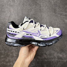 NIKE INITIATOR 创始者系列复古休闲运动舒适跑鞋 此款为人工手绘定制图案 原版基于Nike Initiato NIKE INITIATOR 创始者系列复古休闲运动舒适跑鞋 此款为人工手绘定制图案 原版基于Nike Initiato
