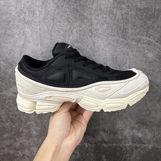 Adidas 阿迪 x RAF SIMONS 拉夫西蒙 Ozweego 先锋潮流 水泡 复古低帮休闲鞋 F34264 独 Adidas 阿迪 x RAF SIMONS 拉夫西蒙 Ozweego 先锋潮流 水泡 复古低帮休闲鞋 F34264 独