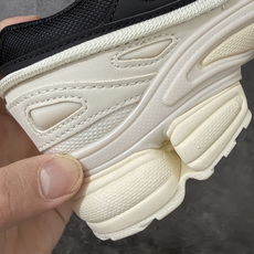 Adidas 阿迪 x RAF SIMONS 拉夫西蒙 Ozweego 先锋潮流 水泡 复古低帮休闲鞋 F34264 独 Adidas 阿迪 x RAF SIMONS 拉夫西蒙 Ozweego 先锋潮流 水泡 复古低帮休闲鞋 F34264 独