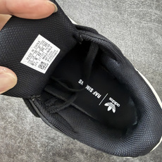 Adidas 阿迪 x RAF SIMONS 拉夫西蒙 Ozweego 先锋潮流 水泡 复古低帮休闲鞋 F34264 独 Adidas 阿迪 x RAF SIMONS 拉夫西蒙 Ozweego 先锋潮流 水泡 复古低帮休闲鞋 F34264 独