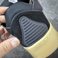 Lanvin Leather Curb Sneakers 浪凡面包鞋 现货 原版1:1开模重工艺制作 面料采用进口牛磨砂 Lanvin Leather Curb Sneakers 浪凡面包鞋 现货 原版1:1开模重工艺制作 面料采用进口牛磨砂