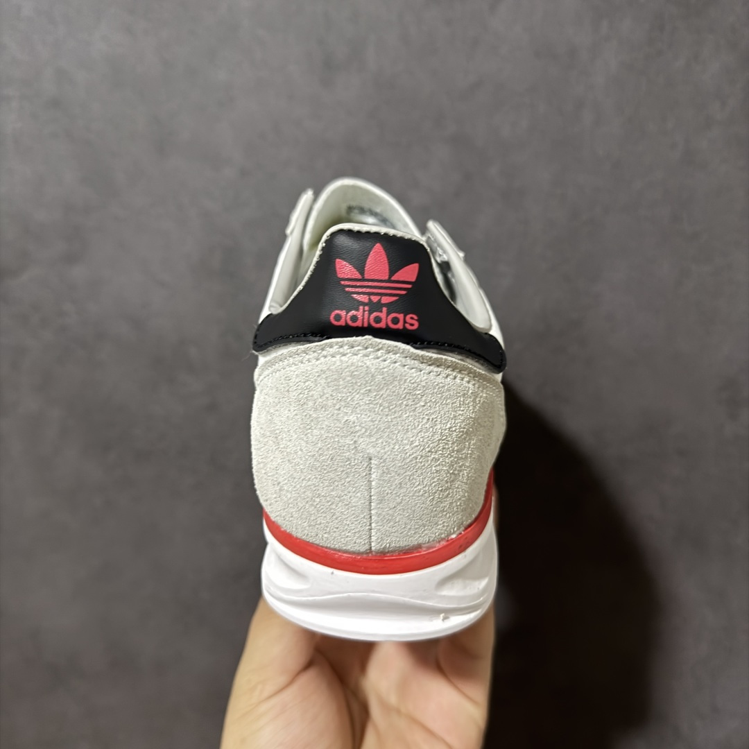 AD Originals SL 72 RS 休闲防滑耐磨低帮板鞋 经典低帮设计和橡胶外底,采用舒爽尼龙鞋面,绒面革饰面和 AD Originals SL 72 RS 休闲防滑耐磨低帮板鞋 经典低帮设计和橡胶外底,采用舒爽尼龙鞋面,绒面革饰面和