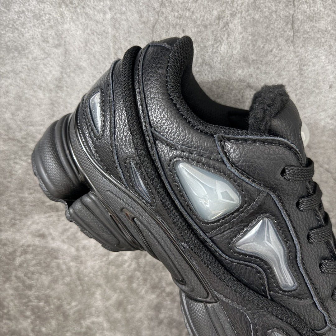 Adidas 阿迪 x RAF SIMONS 拉夫西蒙 Ozweego 先锋潮流 水泡 复古低帮休闲鞋 S74145 独 Adidas 阿迪 x RAF SIMONS 拉夫西蒙 Ozweego 先锋潮流 水泡 复古低帮休闲鞋 S74145 独