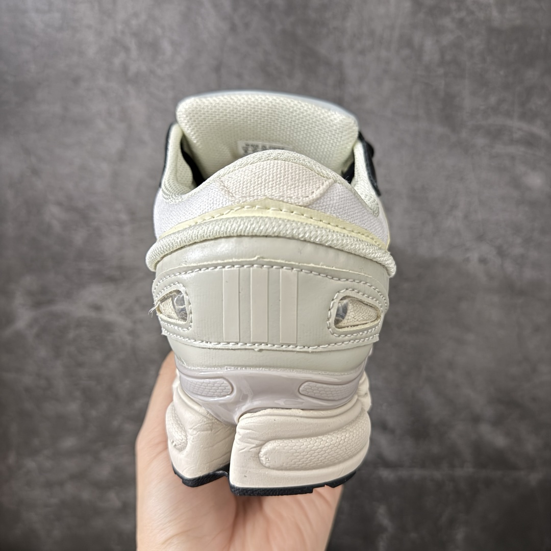 Adidas 阿迪 x RAF SIMONS 拉夫西蒙 Ozweego 先锋潮流 水泡 复古低帮休闲鞋 B22537 独