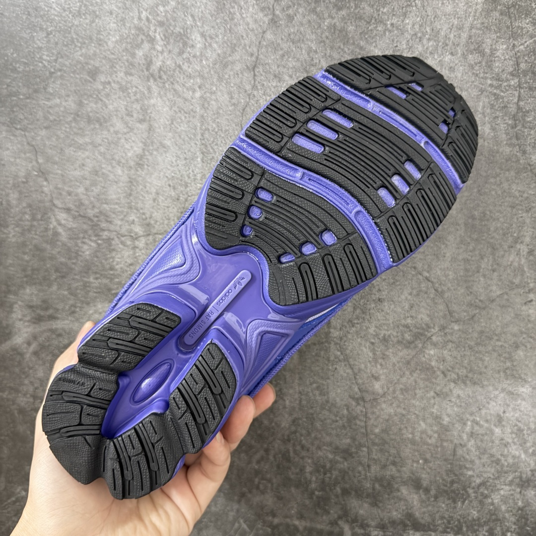 Adidas 阿迪 x RAF SIMONS 拉夫西蒙 Ozweego 先锋潮流 水泡 复古低帮休闲鞋 B22539 独 Adidas 阿迪 x RAF SIMONS 拉夫西蒙 Ozweego 先锋潮流 水泡 复古低帮休闲鞋 B22539 独