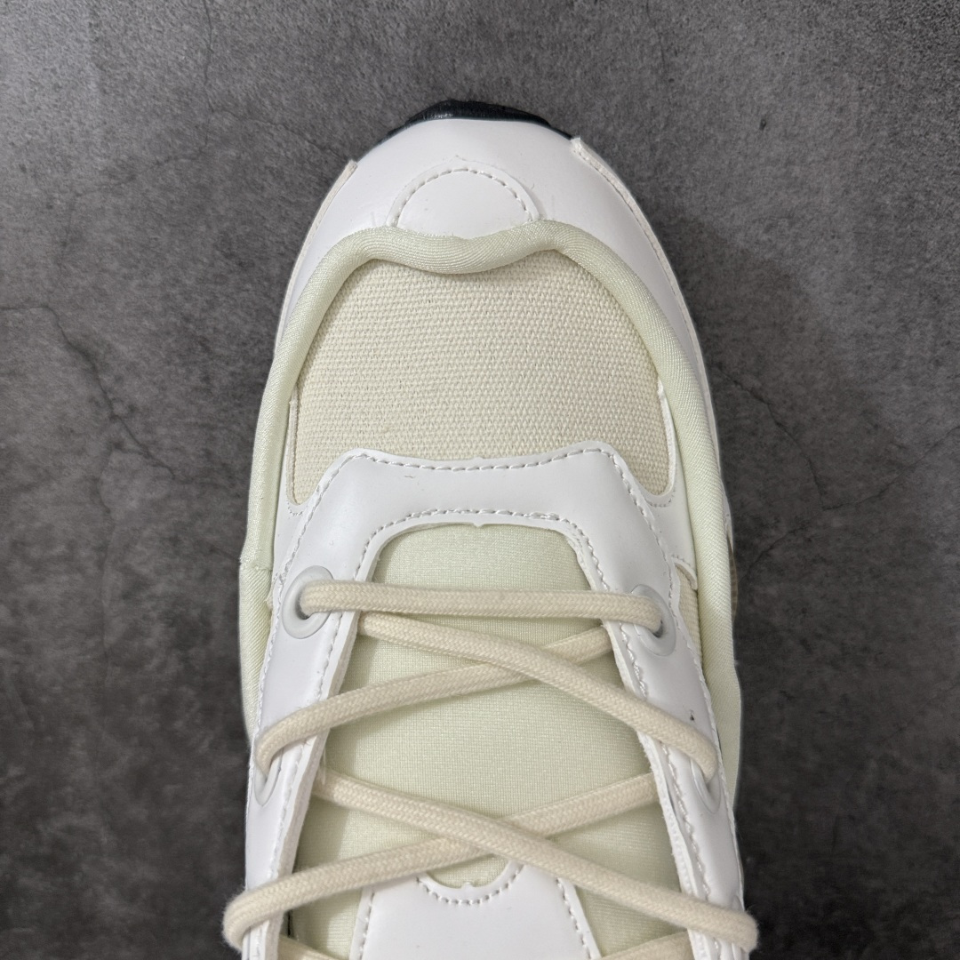 Adidas 阿迪 x RAF SIMONS 拉夫西蒙 Ozweego 先锋潮流 水泡 复古低帮休闲鞋 BB6742 独 Adidas 阿迪 x RAF SIMONS 拉夫西蒙 Ozweego 先锋潮流 水泡 复古低帮休闲鞋 BB6742 独