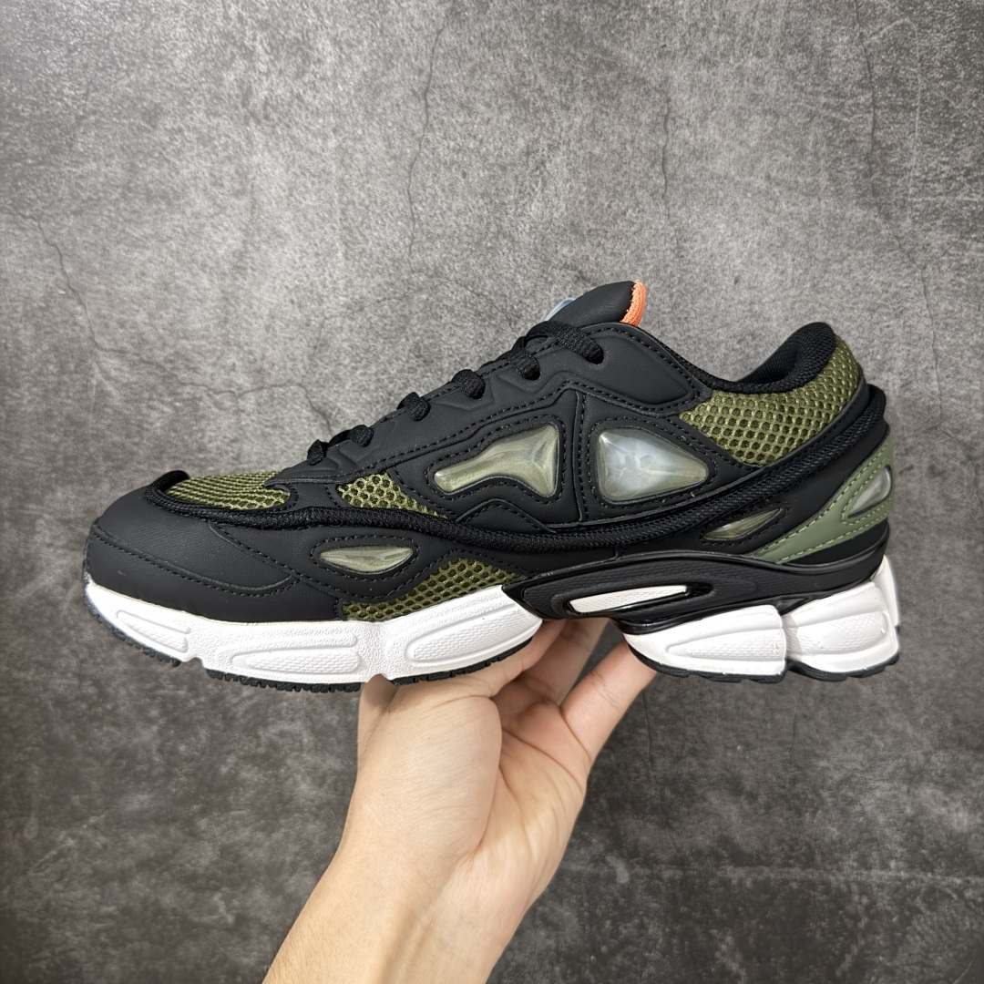 Adidas 阿迪 x RAF SIMONS 拉夫西蒙 Ozweego 先锋潮流 水泡 复古低帮休闲鞋 S74585 独 Adidas 阿迪 x RAF SIMONS 拉夫西蒙 Ozweego 先锋潮流 水泡 复古低帮休闲鞋 S74585 独