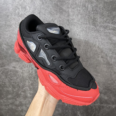 Adidas 阿迪 x RAF SIMONS 拉夫西蒙 Ozweego 先锋潮流 水泡 复古低帮休闲鞋 DA8775 独 Adidas 阿迪 x RAF SIMONS 拉夫西蒙 Ozweego 先锋潮流 水泡 复古低帮休闲鞋 DA8775 独