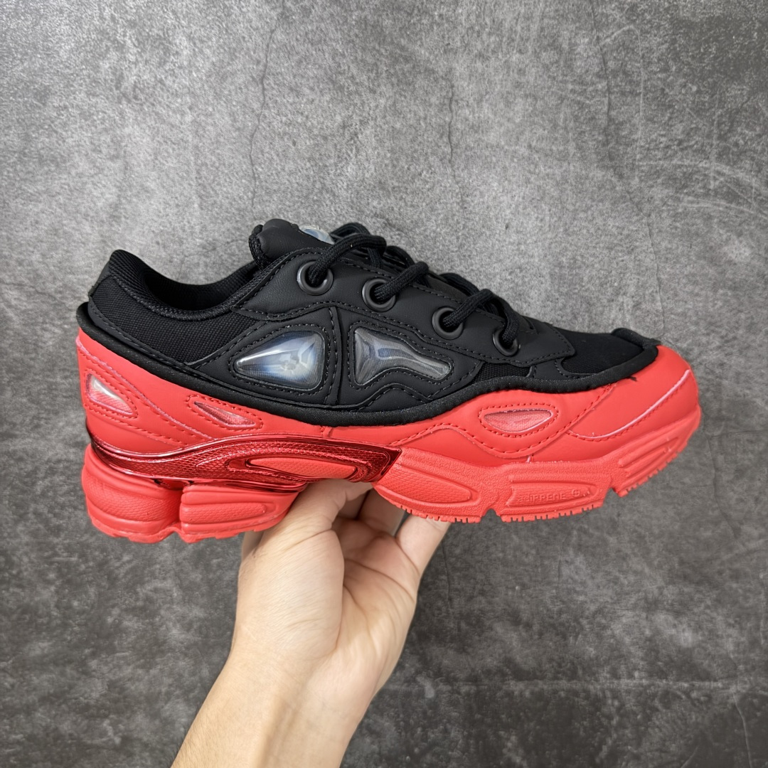Adidas 阿迪 x RAF SIMONS 拉夫西蒙 Ozweego 先锋潮流 水泡 复古低帮休闲鞋 DA8775 独