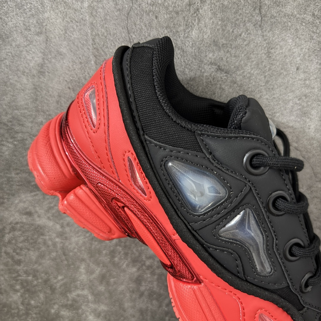 Adidas 阿迪 x RAF SIMONS 拉夫西蒙 Ozweego 先锋潮流 水泡 复古低帮休闲鞋 DA8775 独 Adidas 阿迪 x RAF SIMONS 拉夫西蒙 Ozweego 先锋潮流 水泡 复古低帮休闲鞋 DA8775 独