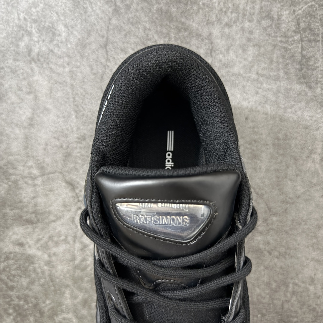Adidas 阿迪 x RAF SIMONS 拉夫西蒙 Ozweego 先锋潮流 水泡 复古低帮休闲鞋 B26077 独 Adidas 阿迪 x RAF SIMONS 拉夫西蒙 Ozweego 先锋潮流 水泡 复古低帮休闲鞋 B26077 独